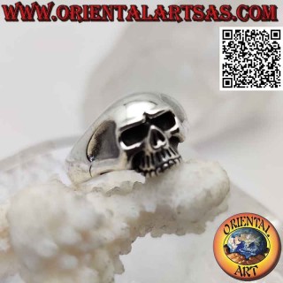 Anello in argento a forma di teschio liscio senza mandibola e tempie scavate