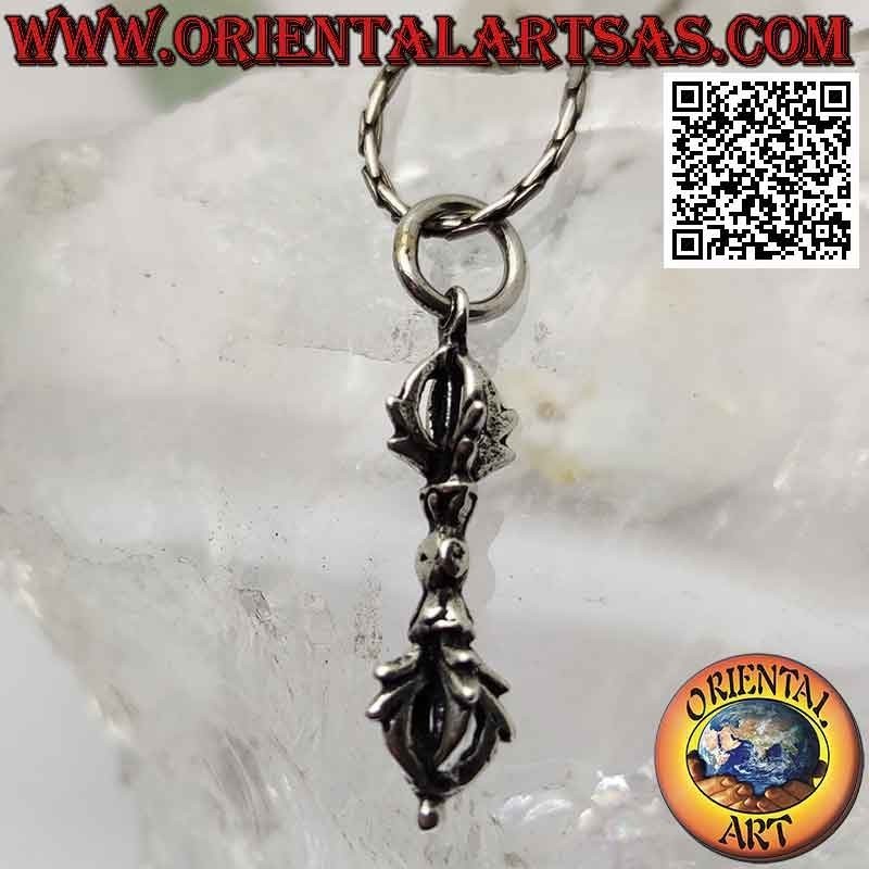 Ciondolo in argento a forma di vajra o dorje tibetano