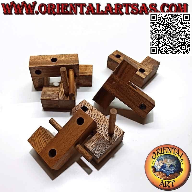 Jeu de logique (puzzle), "le cube cloué" en bois de suar