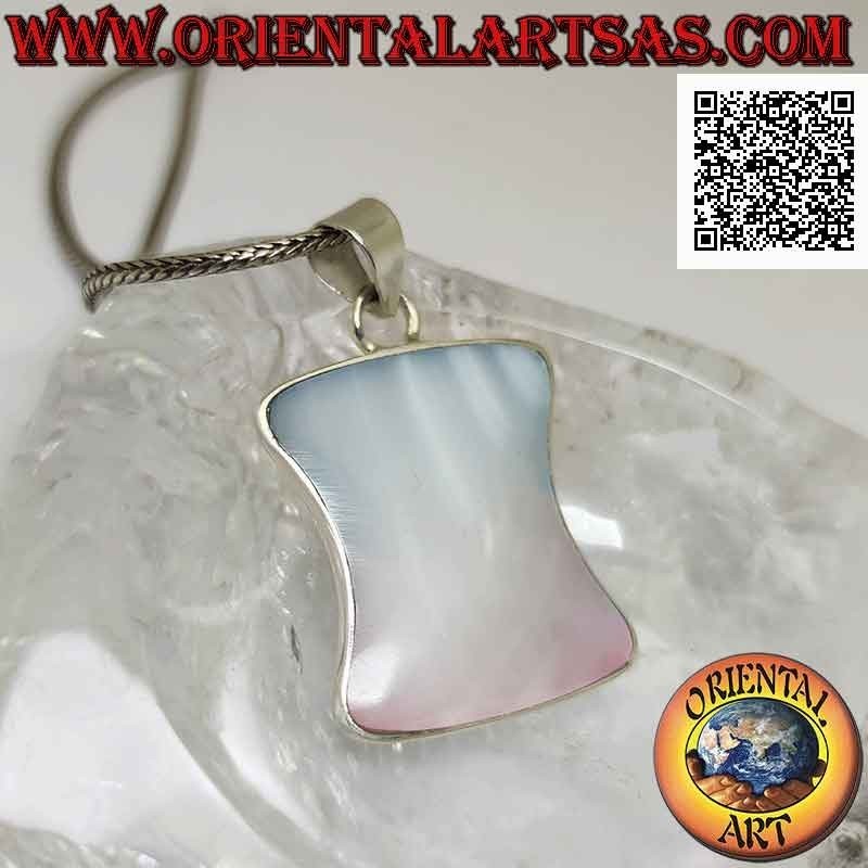 Ciondolo in argento, madreperla a fluorescenza rosa a rettangolo smussato con lati incavi