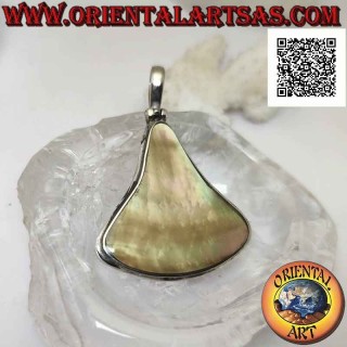 Pendentif en argent, nacre triangulaire arrondie à bord lisse (grand)