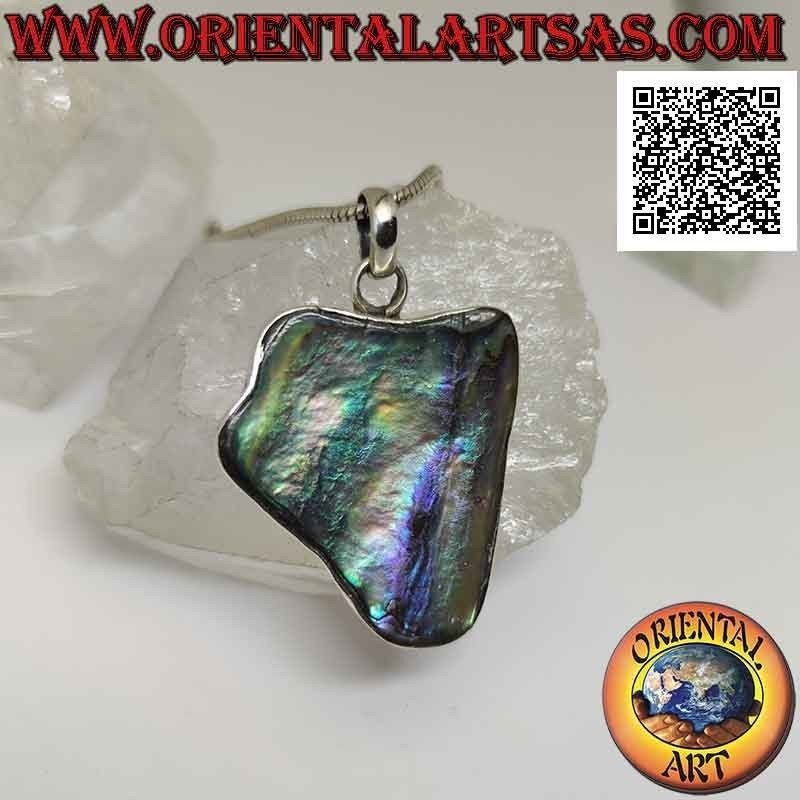 Ciondolo in argento, grande triangolo irregolare rovesciato con paua shell (abalone) grande