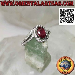 Anillo de plata (solitario asimétrico para dos) con rubí sintético ovalado engastado y circonitas blancas