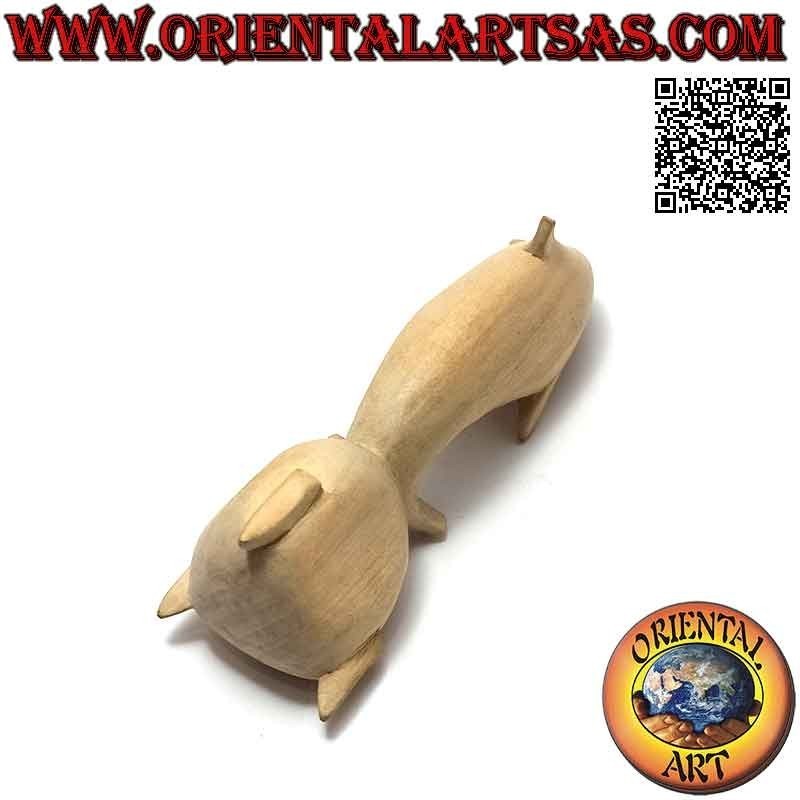 Escultura de un delfín haciendo malabares entre dos bolas de madera de hibisco de 15 cm.