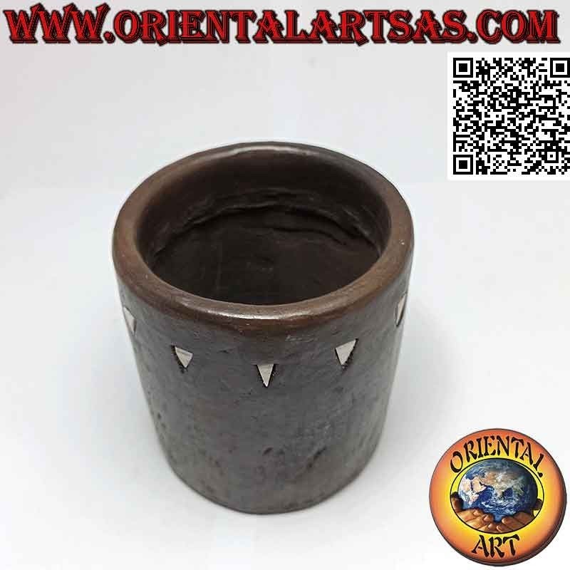 Traditional Lombok round pen holder with terracotta resin inserts