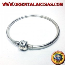 bracelet en argent rigide pour charmes