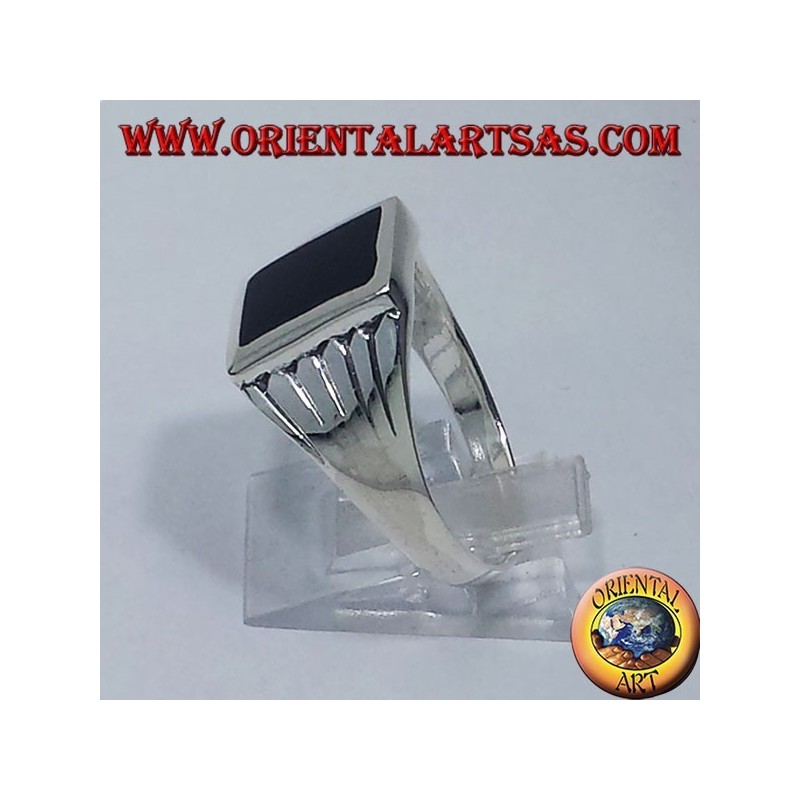 silver ring engraved lines, with Onyx rectangular