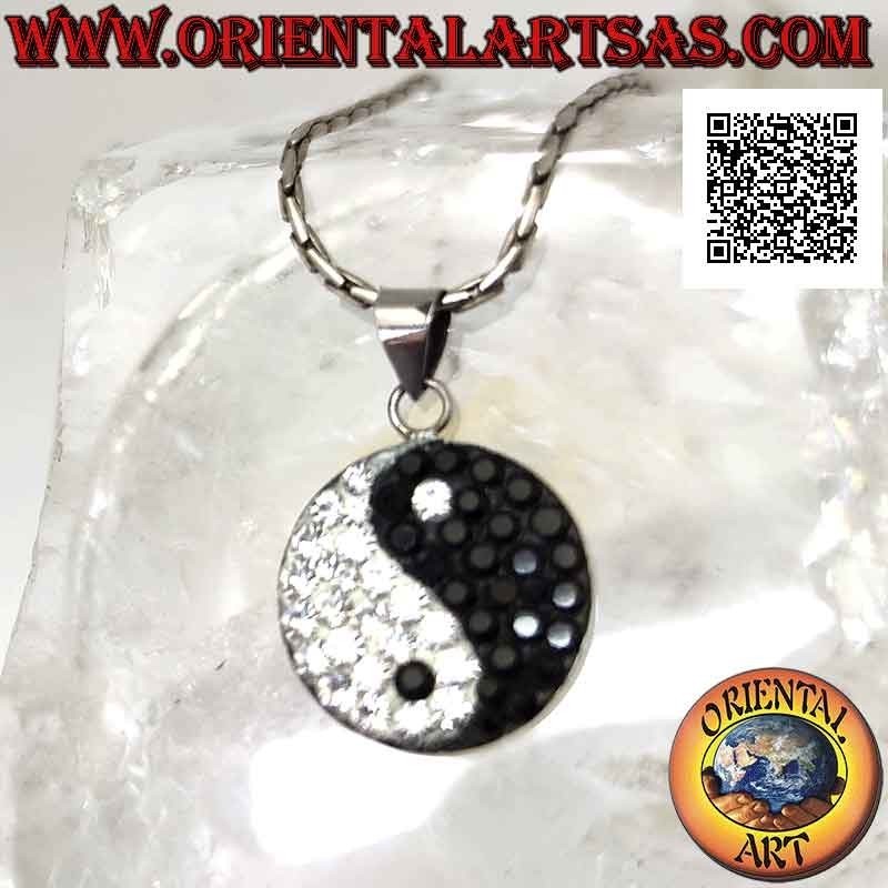 Pendentif plat 25 mm Ø yin yang "Tao" en argent serti de zircons noirs et blancs