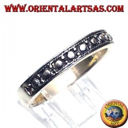 bague en argent, sculpté, étroit tir de bande