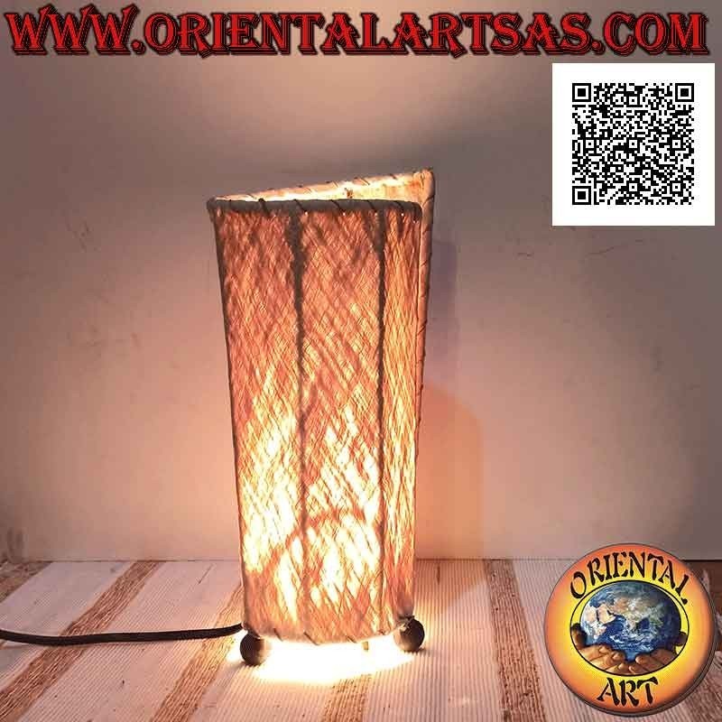 Ethnische Tischlampe, "Zylinderblatt" mit einem 30 cm runden Sockel aus Baumrinde
