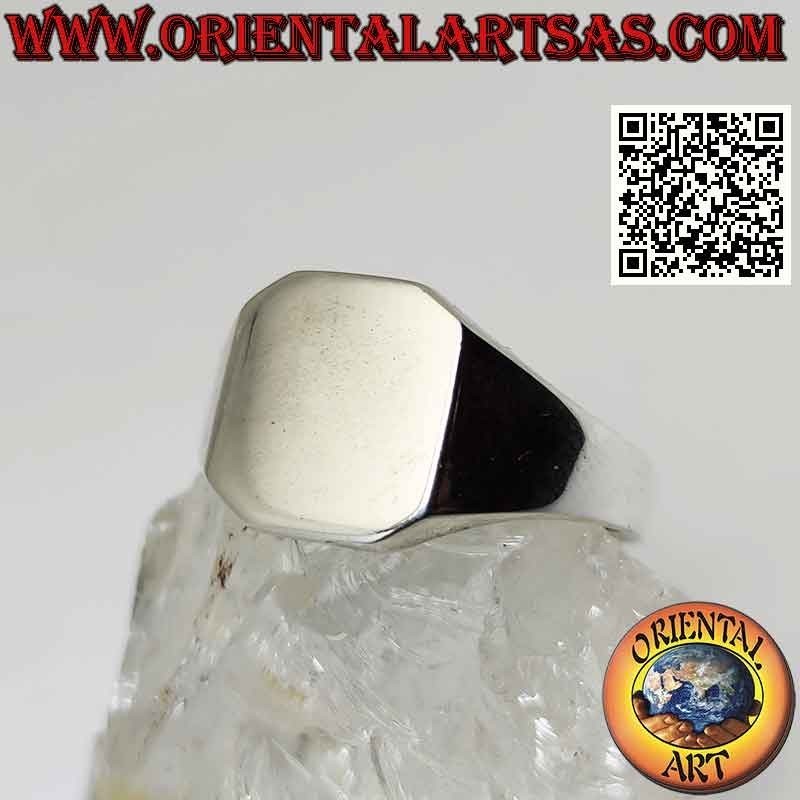 Bague en argent lisse avec chevalier rectangulaire arrondi