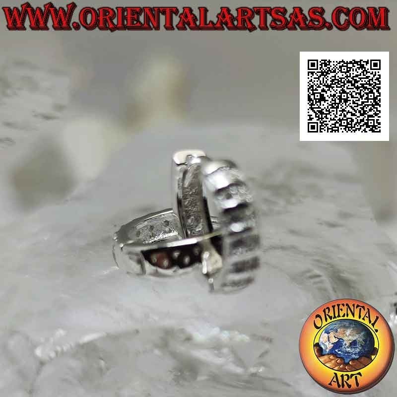 Pendientes de plata, círculos lisos con doble fila de circonitas blancas a una cara de 14 x 3 x 2 mm (click)