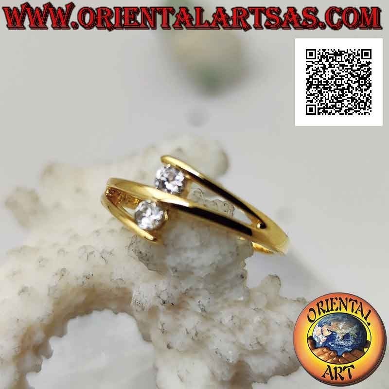 Gold-plated silver ring "contrarié setting" with two round brilliant cut zircons