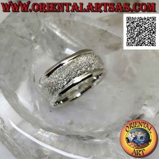 Anello in argento a fascia bombata sabbiata "effetto brillante" da 10 mm (tempestato di microsfere)