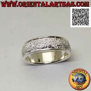 Anello in argento a fascia bombata sabbiata "effetto brillante" da 6 mm (tempestato di microsfere)