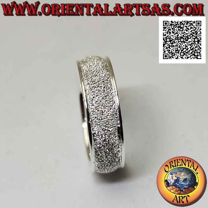 Anello in argento a fascia bombata sabbiata "effetto brillante" da 6 mm (tempestato di microsfere)