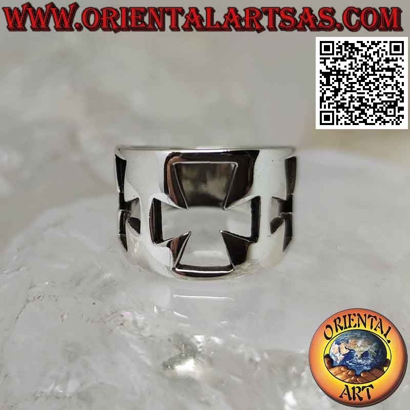 Anello in argento a fascia liscia con tre croci traforate