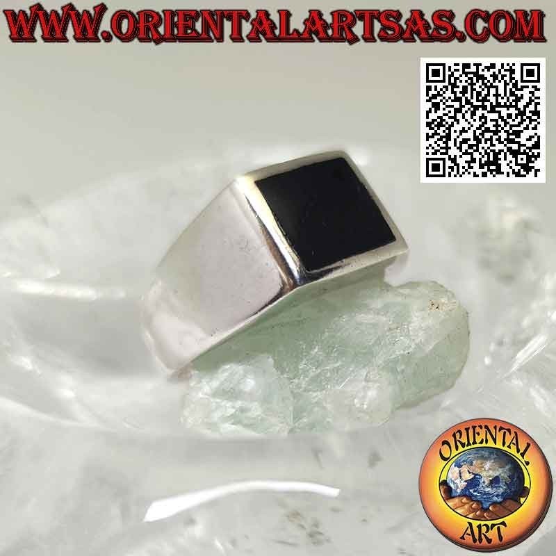 Smooth and simple silver ring with square onyx 10 x 10 mm