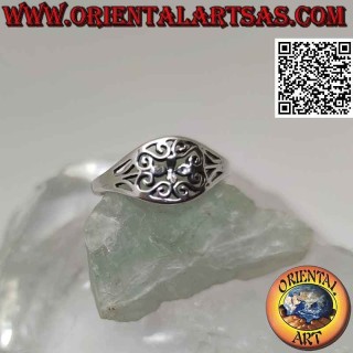 Anillo de plata con cimera calada cruz de ocho puntas unidas por griego