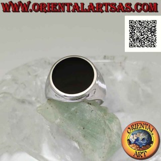 Anillo de plata con ónix redondo plano sobre marco liso ligeramente canteado Ø 15 mm