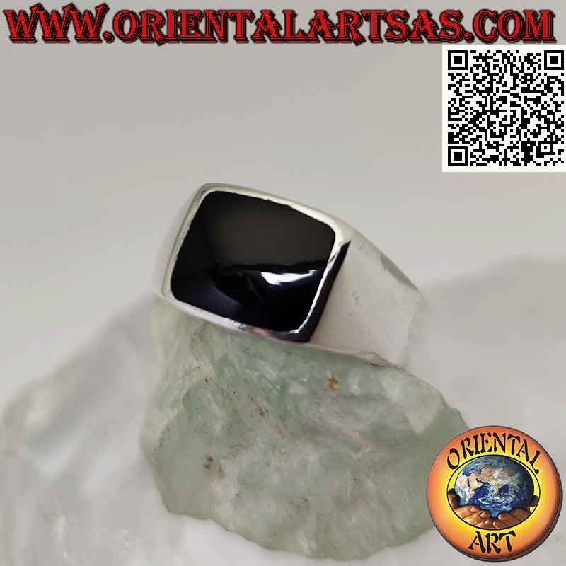 Smooth and simple silver ring with rectangular beveled and curved 8x10 mm onyx