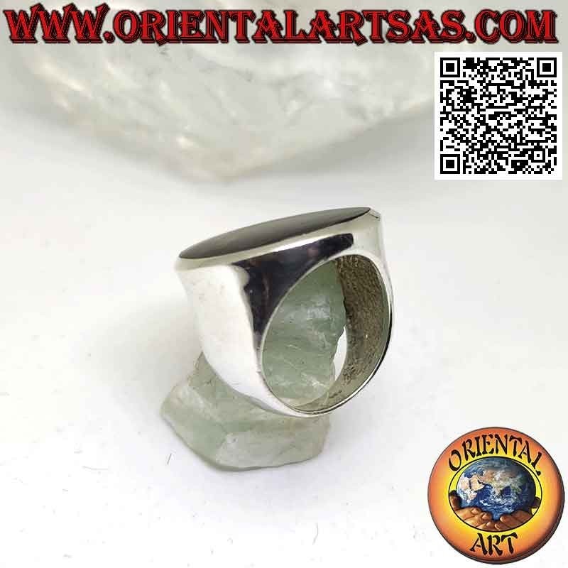Silver ring with round onyx flush with the edge on smooth frame Ø 20 mm