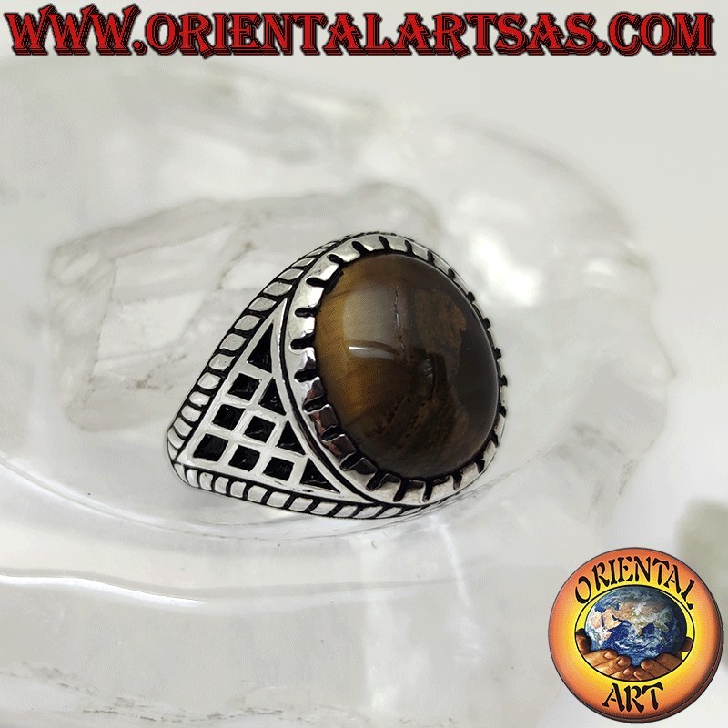 Silberring mit Cabochon-Oval-Tigerauge und seitlich eingravierten Rhomben (B)