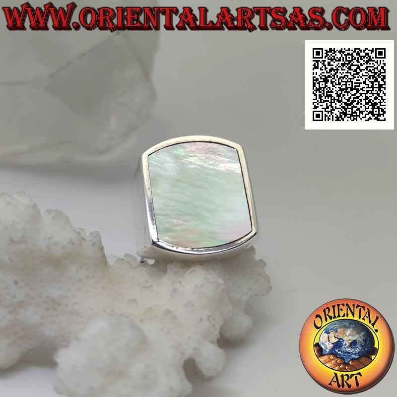 Anello in argento con paua shell (abalone) rettangolare curva su due lati a filo bordo su montatura liscia