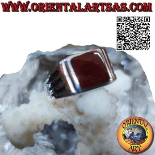 Silver ring with square carnelian and engravings with three lines on the sides