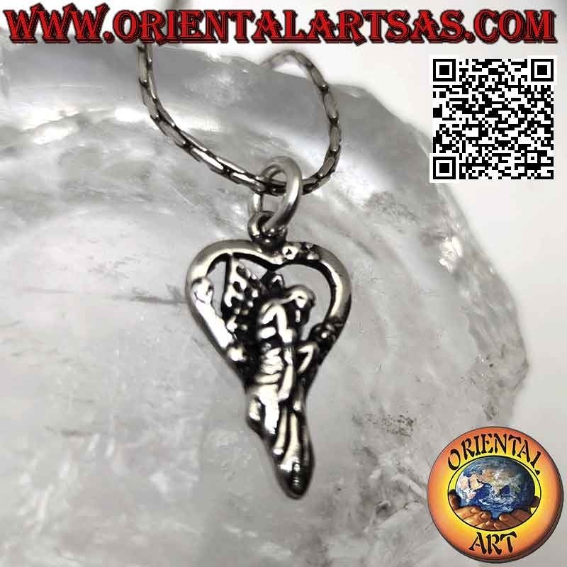 Colgante de plata, hada en el corazón.