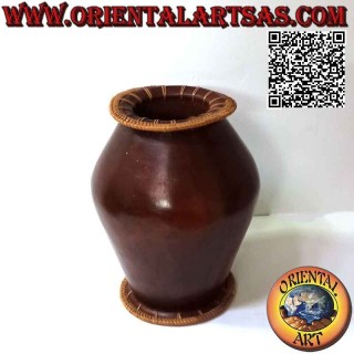 Traditionelle Lombok-Terrakotta- und Weidenvase auf Mund und Pflanze, handgefertigt (18 cm und 22 cm ø)
