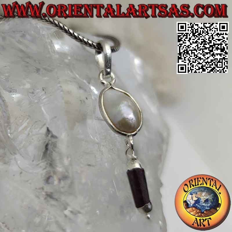Silver pendant with scaramazza pearl and pendant garnet prism (c)