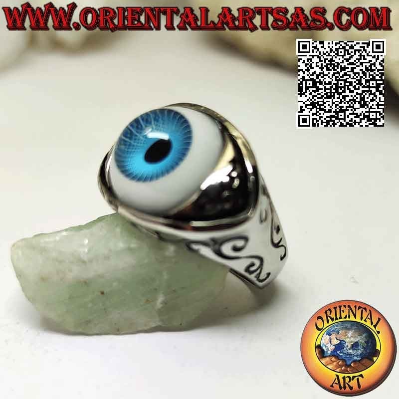 Ring in surgical steel (316L), in the shape of a protruding blue eye with engraved eyelids
