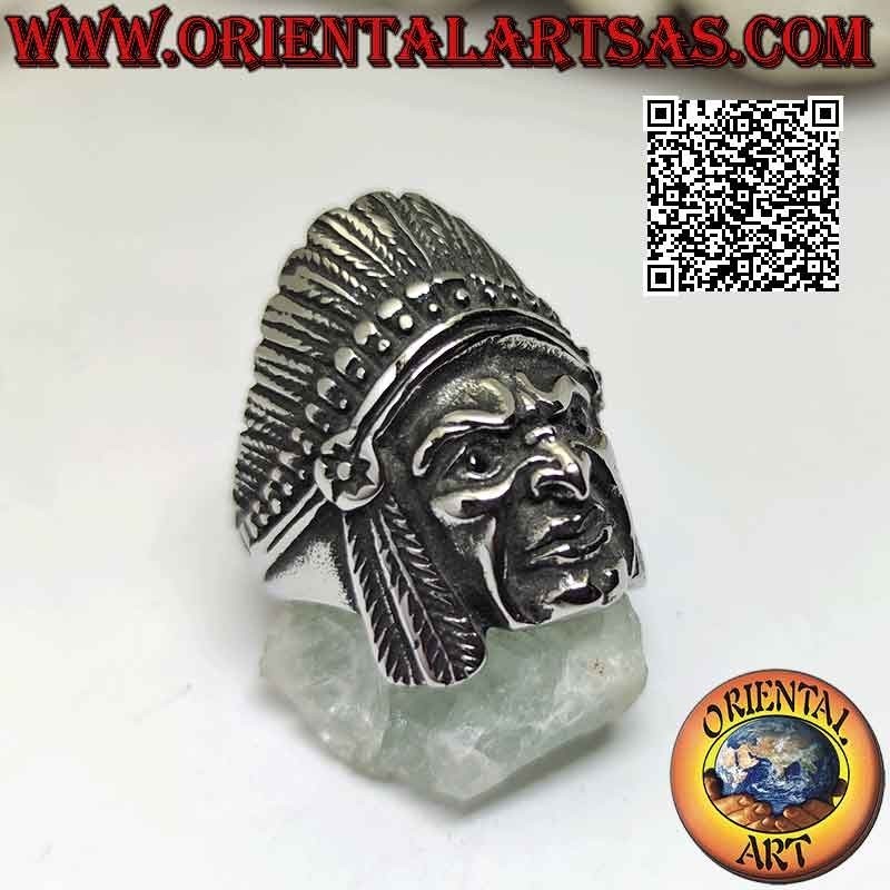 Anello in acciaio chirurgico (316L) testa di un combattente indiano nativo d'America con copricapo di piume