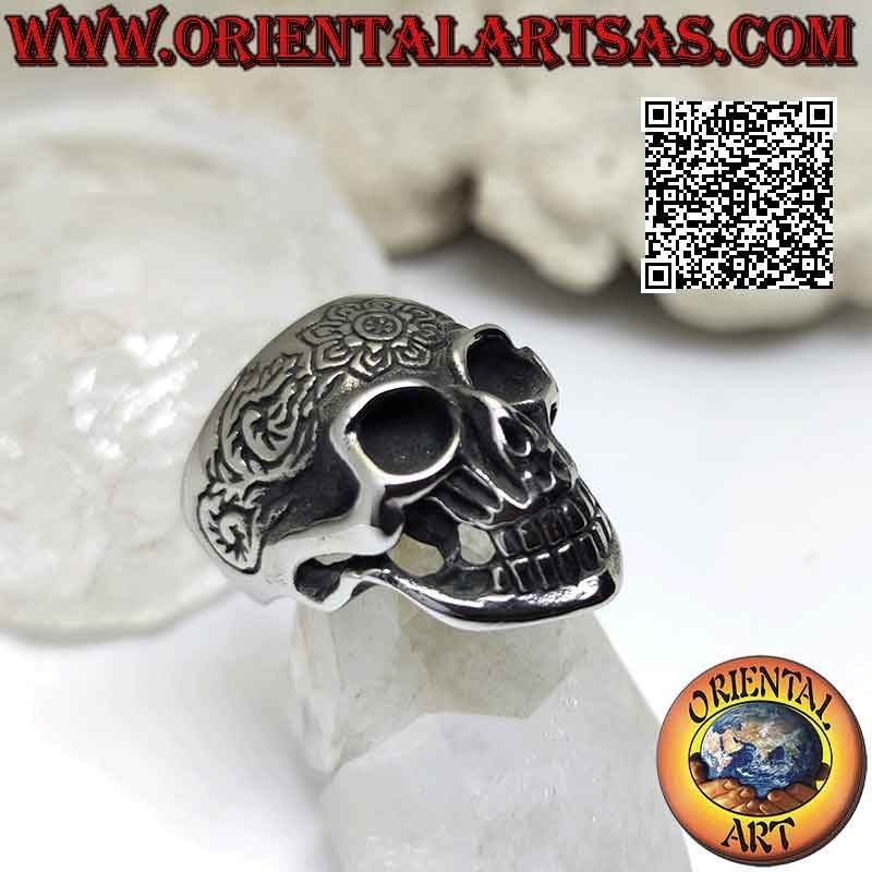 Surgical steel ring (316L), Mexican "calanca" skull with floral decoration engraved on the front