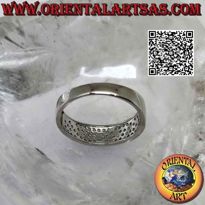 Anillo de plata con banda creciente semitachonada de circonitas blancas (6 mm)