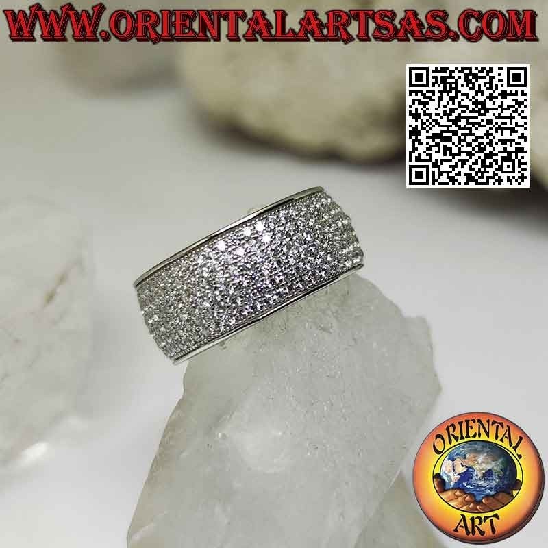 Bague en argent avec anneau arrondi serti de zircons blancs (9 mm)