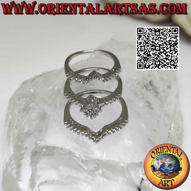 Bague en argent, trio de verette à moitié sertie de zircons blancs sertie d'un losange central