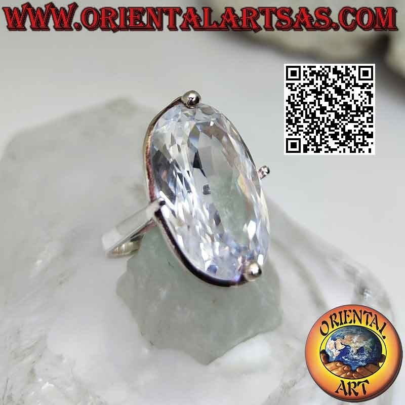 Anillo de plata con gran circonita blanca engastada ovalada en engaste sencillo