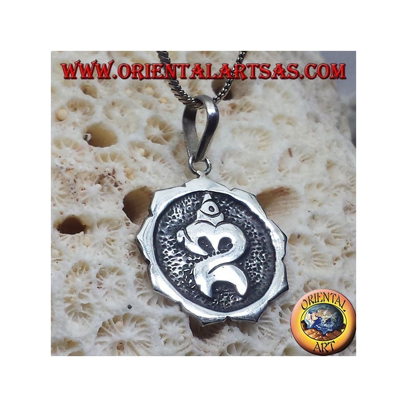 ciondolo in argento ॐ Om Balinese intagliato ॐ