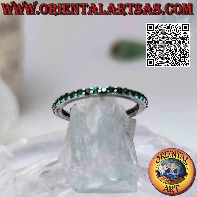 Bague en argent avec bande "Eternity" sertie de zircons verts (2 mm)