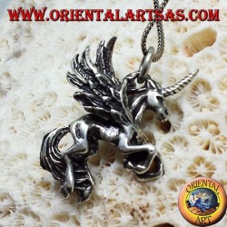 Ciondolo in argento Pegaso tridimensionale
