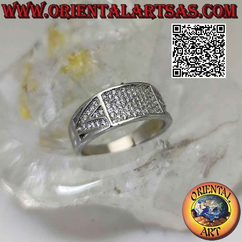Silver ring with growing band with rectangle studded with white zircons and triangular motif
