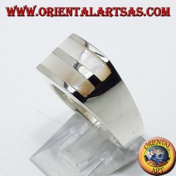 Silver ring with two mother of pearl