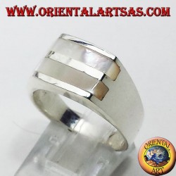 Bague en argent avec deux de nacre