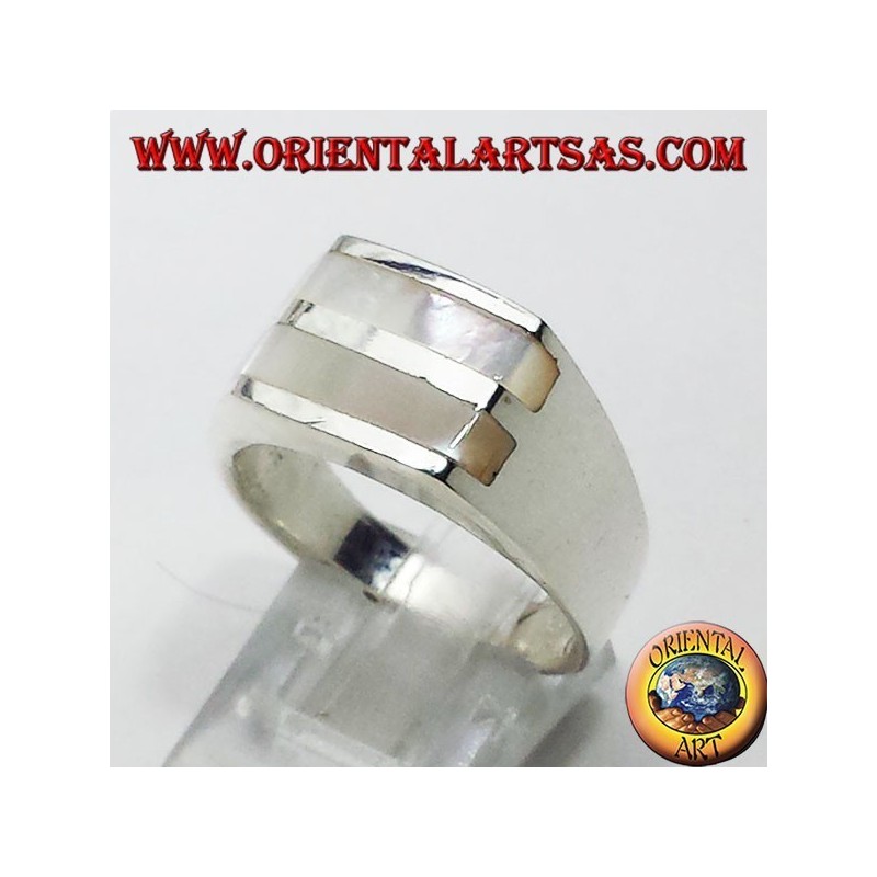 Silver ring with two mother of pearl