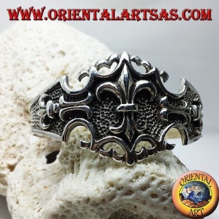 Bracelet en argent rigide avec lily