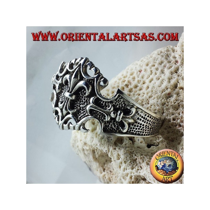 Bracelet en argent rigide avec lily