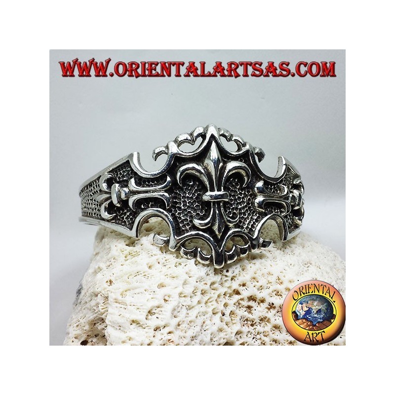 Pulsera de plata rígida con el lirio