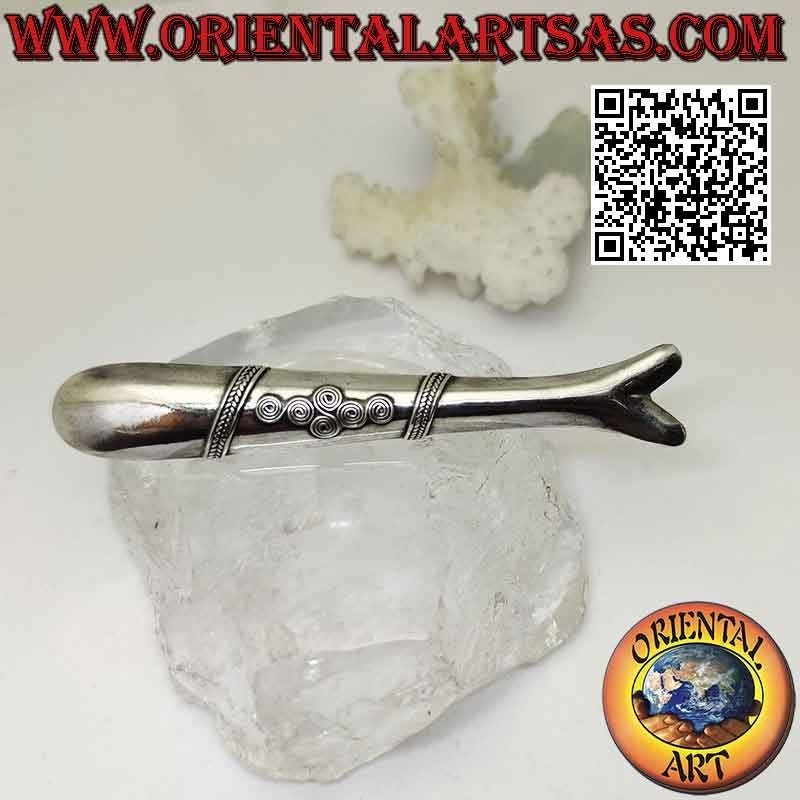 Brooch in 925 ‰ silver smooth fish with spirals in the center in relief